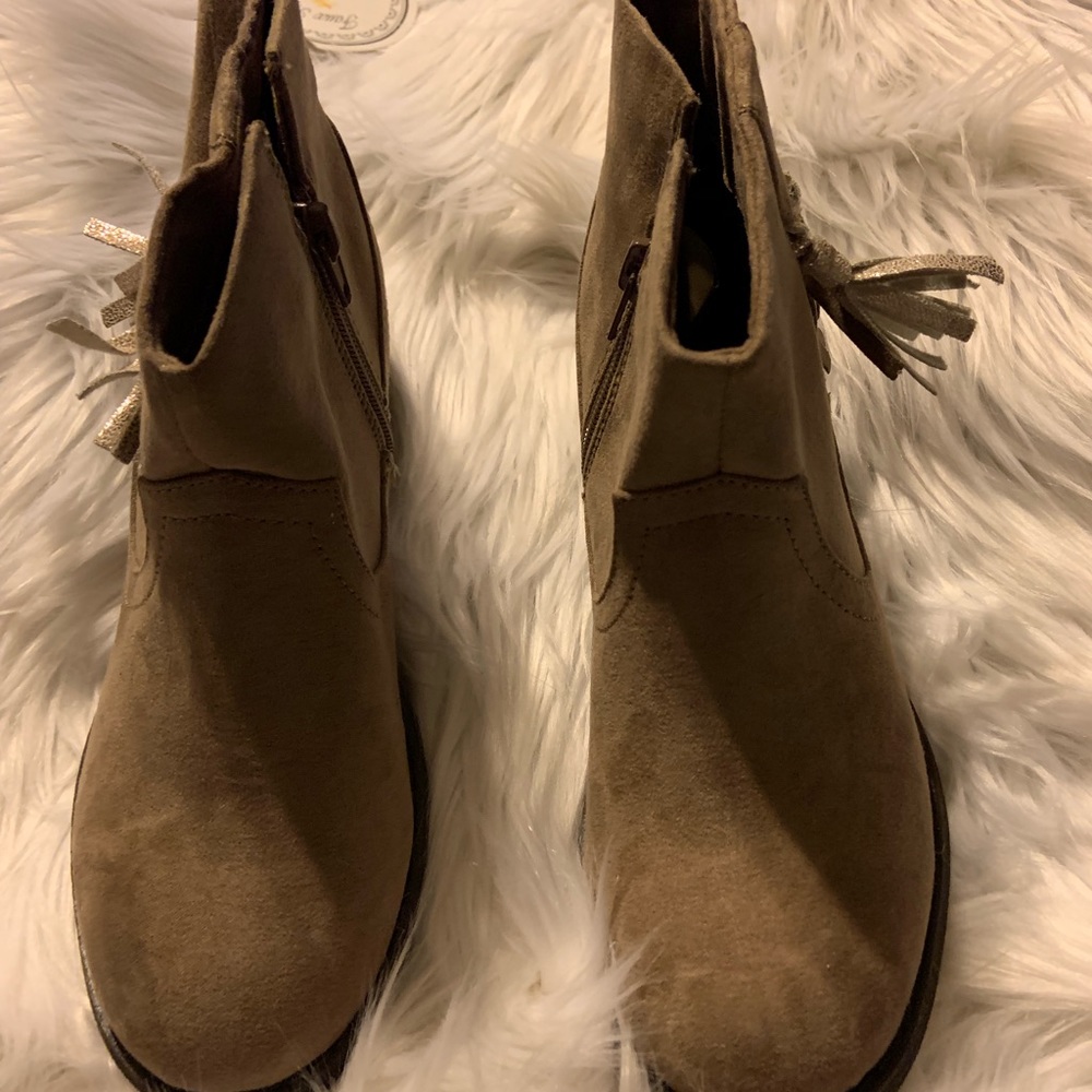 Steve Madden booties